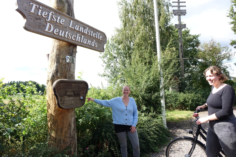 2022-Eine_Radtour_zur_Tiefsten_Landstelle_Deutschlands__c-J.Ruge_.jpg