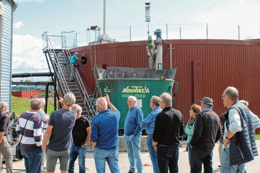 Besichtigung einer Biogasanlage im Rahmen der Energie-Tour